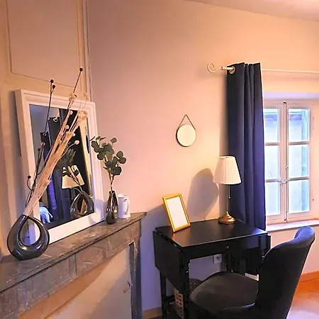 Les Suites De Sautet - Chambery Centre Bed & Breakfast 3*